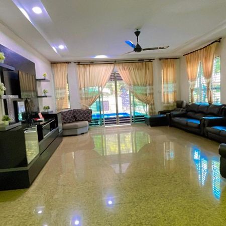 Homestay Seri Pangkor Pekan Pangkor ภายนอก รูปภาพ