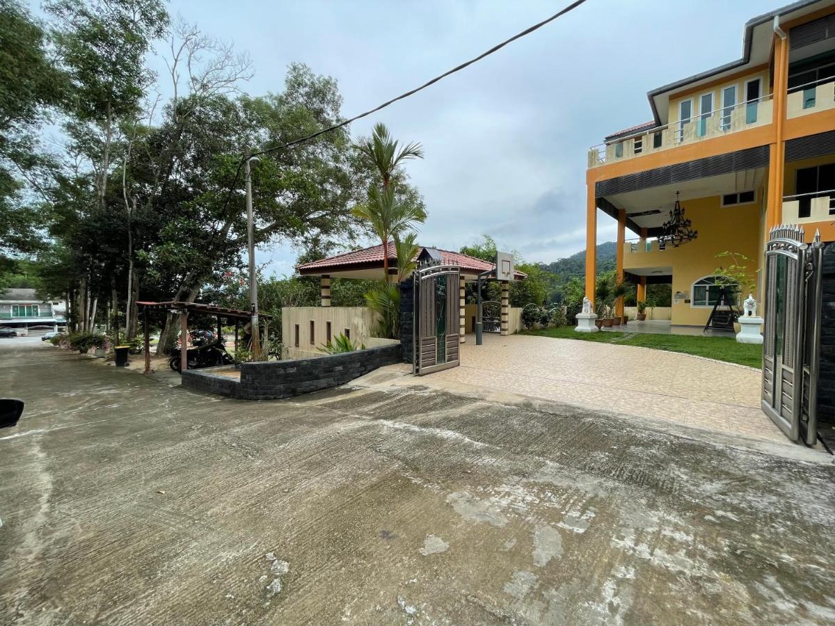 Homestay Seri Pangkor Pekan Pangkor ภายนอก รูปภาพ